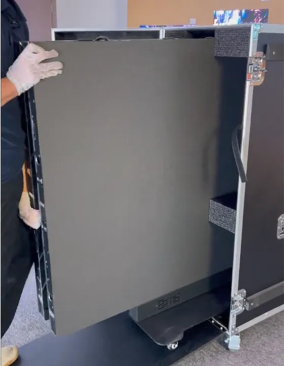 Packing the Tri-fold LED Poster